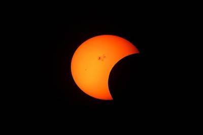 Россияне 21 июня смогут наблюдать кольцеобразное затмение Солнца