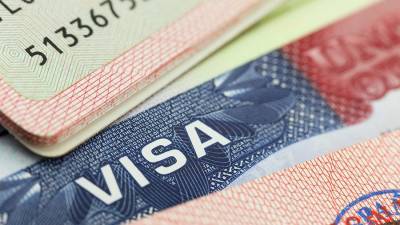 Решение о приостановке выдачи рабочих виз в США примут в ближайшие дни