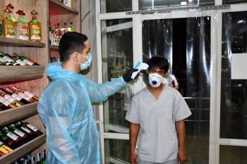 В Узбекистане за ночь выявлено 63 новых случая заражения коронавирусом. Общее число инфицированных достигло 6216