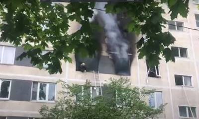 В Киеве взорвалась многоэтажка, часть дома просто разнесло в щепки. Первое видео