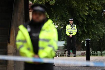 В Британии мужчина с ножом напал на посетителей парка, есть погибшие и пострадавшие