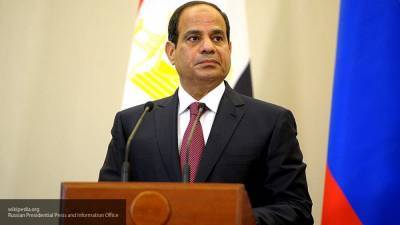 Боеготовность египетских войск на границе с Ливией проверил президент Египта ас-Сиси