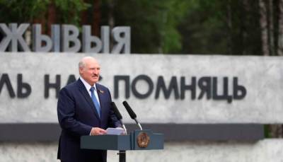 Лукашенко: Наша молодежь умеет не только кричать на улице красивого, уютного Минска