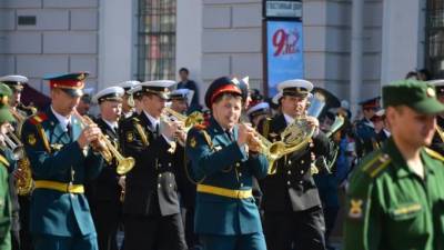 Парад Победы на Дворцовой завершится песней военного хора