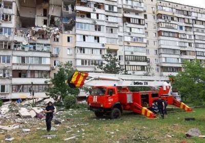 В Киеве произошел взрыв в многоэтажке, погибли люди
