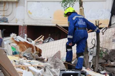 Взрыв многоэтажки в Киеве: под завалами нашли тело погибшего