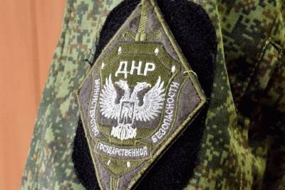 В Донецке дворник выбросила документы террористов «ДНР» в мусор