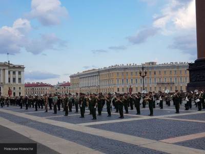 Парад Победы в Петербурге завершат песней "Мы верили, мы знали — победим"