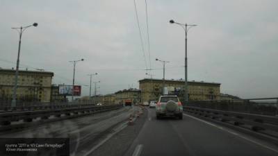 Четыре автомобиля попали в смертельное ДТП в Петербурге