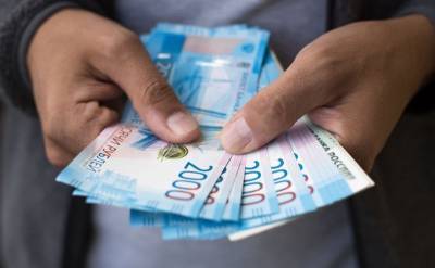 Жители Башкирии установили рекорд по тратам денег