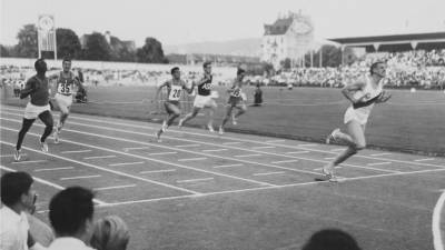 Рекорд с третьей попытки: 60 лет назад немец Хари первым в истории пробежал 100 метров за десять секунд