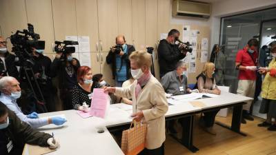 Явка на парламентские выборы в Сербии превысила 33%