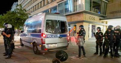 Во время беспорядков в Штутгарте были ранены 19 полицейских