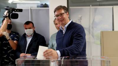 Экзитпол: Сербская прогрессивная партия побеждает на выборах в Сербии