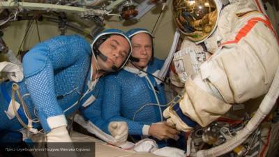 Вагнер показал, как астронавты спят на МКС