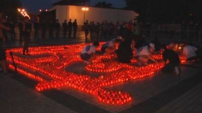 В Петербурге в рамках акции «Свеча памяти» выложили кадр из фильма «Жила-была девочка»