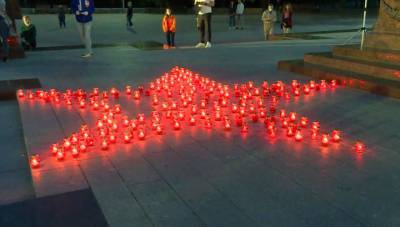 В городах России зажгли свечи в память о жертвах Великой Отечественной