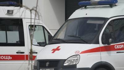 Четыре человека ранены при взрыве машины на заправке в Керчи