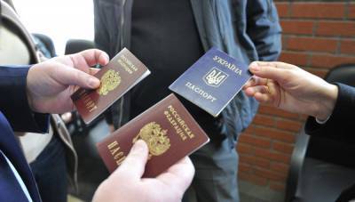 Крымские татары рассказали о "репрессиях" в Крыму из-за паспортов РФ