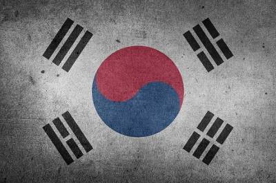 Южная Корея резко раскритиковала Болтона за его «предвзятые» мемуары