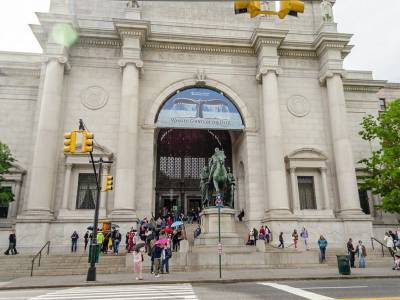 У музея естественной истории в Нью-Йорке демонтируют статую Теодора Рузвельта