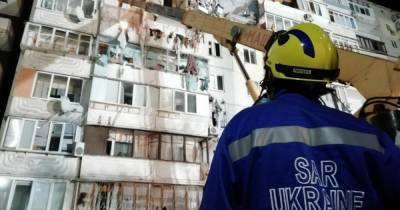 Взрыв дома на Позняках: трое погибших, спасатели продолжают разбирать завалы