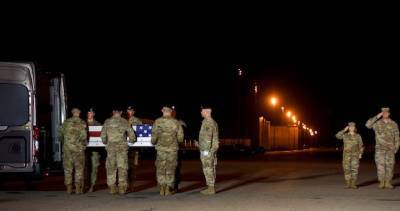 В Афганистане за 19 лет погибло более 2400 американцев