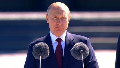 Владимир Путин посетил главный храм Вооруженных сил