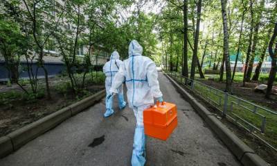 В России за сутки зарегистрировали 7 600 новых случаев заражения коронавирусом