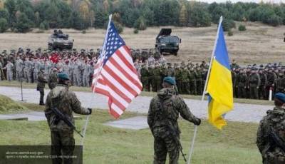США профинансируют проект по разработке "правильной" истории Украины