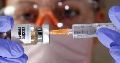 Российская вакцина защитит от COVID-19 на два года