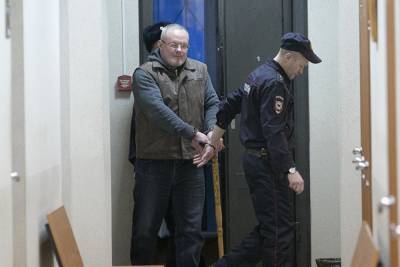 Суд вернул дело авторитета Овчины в прокуратуру Свердловской области