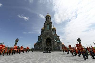 Путин осмотрел музейный комплекс «Дорога памяти» в парке «Патриот»