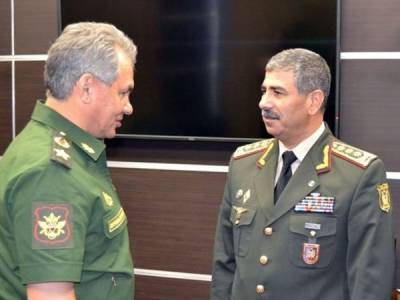 Министр обороны Азербайджана приглашен в Москву