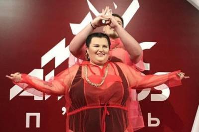 Украинская рэп-исполнительница Аlyona Аlyona поразила соцсети "верхним тверком"