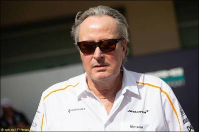 Оджей подал в отставку с поста директоров McLaren Group