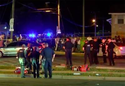 Два человека погибли во время стрельбы и наезда автомобилей в США