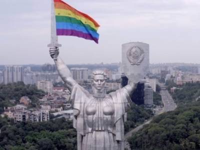 В Музее Украины во Второй мировой войне заявили, что видеоролик с ЛГБТ флагом – это монтаж