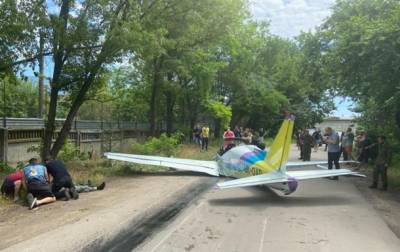 Опубликовано видео момента падения самолета в Одессе
