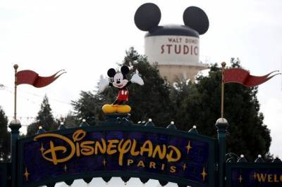 Парижский Disneyland откроется с 15 июля