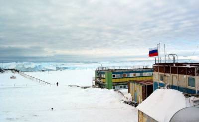 На российский станции в Антарктиде сгорели лаборатории