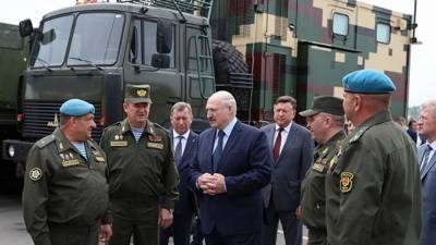 Лукашенко приказал военным сохранить суверенитет Белоруссии