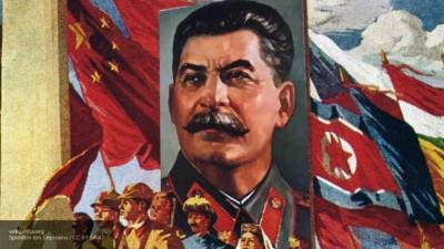 Портрет Сталина стал последним, что московский пенсионер увидел перед смертью