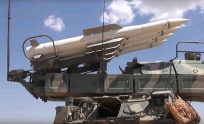 СМИ: Сирийские ПВО отразили атаку беспилотников в районе Хмеймима