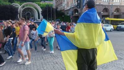 Киевский политолог объяснил, почему украинцы начали разочаровываться в ЕС