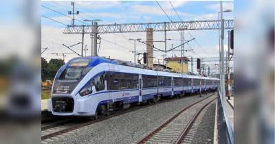 Польша возобновляет железнодорожное сообщение: названы страны, куда отправились поезда