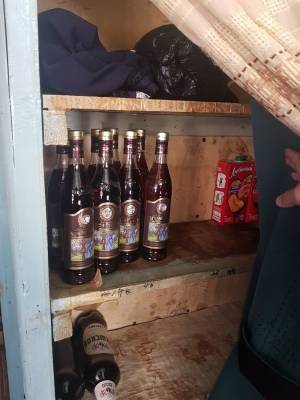 6 тысяч бутылок алкоголя без акцизных марок изъяли полицейские на Сахалине