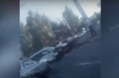В Кемерове автомобиль BMW врезался в столб: появились подробности ДТП