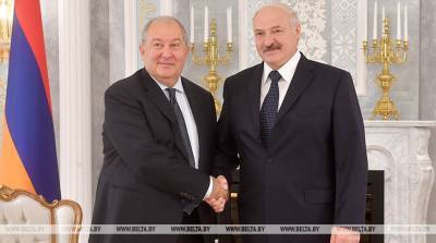 Лукашенко убежден в успешной реализации значительного потенциала двустороннего сотрудничества с Арменией
