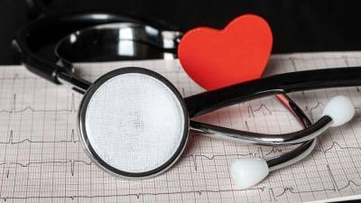 Главный кардиолог Крыма посоветовал, как защитить сердце в жару